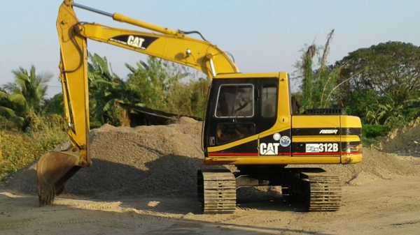 ขาย Cat312b เอกสารอินวอย รถสวย สภาพพร้อมใช้งาน สนใจติดต่อสอบถามได้ที่ 0802719535 คุณเบียร์
