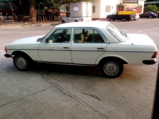 ขาย/แลก/เทิร์น Benz W123 Classic 1JZ VVTi ติดแก๊สLPG หัวฉีด สวยสุดๆ ขาย/แลก/เทิร์น Benz W123 Classic 1JZ VVTi ติดแก๊สLPG หัวฉีด สวยสุดๆ