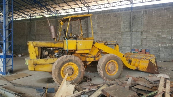 ขาย รถตัก KOMATSU JH30 สภาพพร้อมใช้งาน ต่อแขนเรียบร้อย เครื่องแน่น เกียร์ดี ราคาต่อรองได้ครับ