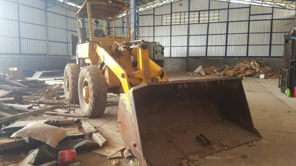 ขาย รถตัก KOMATSU JH30 สภาพพร้อมใช้งาน ต่อแขนเรียบร้อย เครื่องแน่น เกียร์ดี ราคาต่อรองได้ครับ