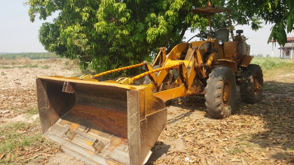 ขาย รถตัก CAT 920 เอวอ่อน ดิสค์เบรค เกียร์ทอค เครื่อง 6BD1 165 แรงม้า ต่อแขนเรียบร้อยแล้ว รถใช้งานอยู่ประจำครับ ขาย รถตัก CAT 920 เอวอ่อน ดิสค์เบรค เกียร์ทอค เครื่อง 6BD1 165 แรงม้า ต่อแขนเรียบร้อยแล้ว รถใช้งานอยู่ประจำครับ