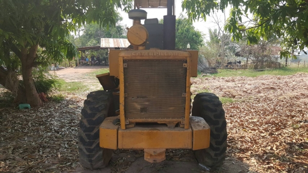 ขาย รถตัก CAT 920 เอวอ่อน ดิสค์เบรค เกียร์ทอค เครื่อง 6BD1 165 แรงม้า ต่อแขนเรียบร้อยแล้ว รถใช้งานอยู่ประจำครับ ขาย รถตัก CAT 920 เอวอ่อน ดิสค์เบรค เกียร์ทอค เครื่อง 6BD1 165 แรงม้า ต่อแขนเรียบร้อยแล้ว รถใช้งานอยู่ประจำครับ