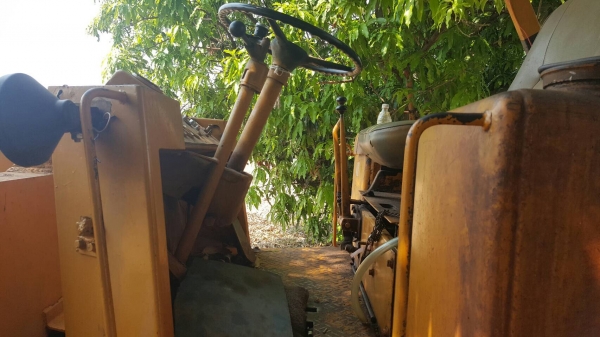 ขาย รถตัก CAT 920 เอวอ่อน ดิสค์เบรค เกียร์ทอค เครื่อง 6BD1 165 แรงม้า ต่อแขนเรียบร้อยแล้ว รถใช้งานอยู่ประจำครับ ขาย รถตัก CAT 920 เอวอ่อน ดิสค์เบรค เกียร์ทอค เครื่อง 6BD1 165 แรงม้า ต่อแขนเรียบร้อยแล้ว รถใช้งานอยู่ประจำครับ