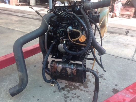 ขายเครื่องยนต์3สูบYANMAR13แรงเก่านอก