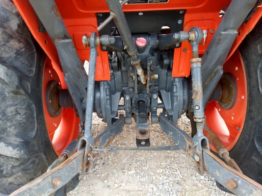 คูโบต้า L3008DT 4 WD ตัดหญ้า