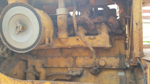 ขาย แทรกเตอร์ CAT D7E เครื่องยนต์ 144 แรงม้า เกียร์ตัด โซ่หนา เล่มทะเบียนครบ ราคาต่อรองได้ครับ