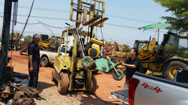 รถตัดหญ้าใบตีห้อยตัวY ส่งไประนองครับ ขอบคุณครับ