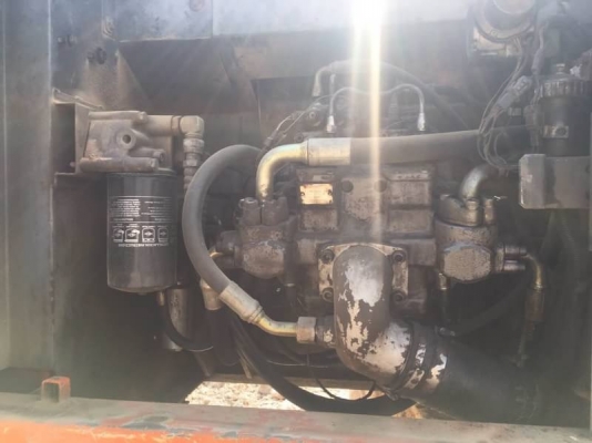 HITACHI ZX200-1 ราคา  1,250,000 บาท ทำงาน 13,xxx  เครื่องดี ไฟฟ้าครบ โช่ใหม่ 2 ข้าง เอวแน่น เอกสารเล่มทะเบียน  รถอยู่ จ.ร้อยเอ็ด โทร 098-1862844 อ๊อฟ 101 ไอดีไลน์ ja5657