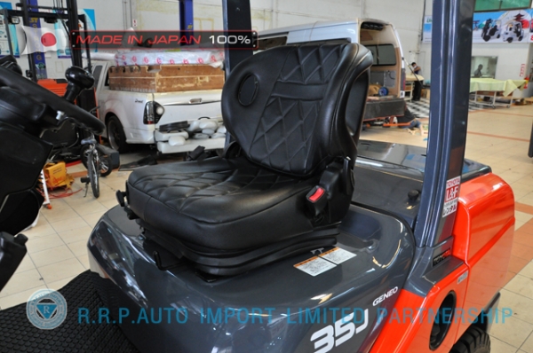 ขายรถโฟล์คลิฟท์มือสอง TOYOTA รุ่น 8FG15-32677 นำเข้าจากประเทศญี่ปุ่น 100\% ไม่เคยใช้งานในไทย