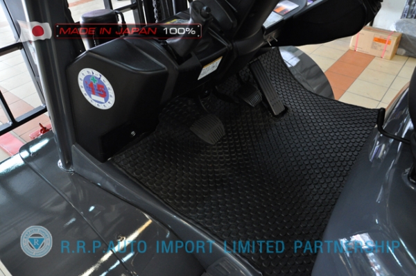 ขายรถโฟล์คลิฟท์มือสอง TOYOTA รุ่น 8FG15-32677 นำเข้าจากประเทศญี่ปุ่น 100\% ไม่เคยใช้งานในไทย