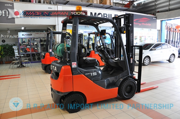 ขายรถโฟล์คลิฟท์มือสอง TOYOTA รุ่น 8FG15-32094 นำเข้าจากประเทศญี่ปุ่น 100\% ไม่เคยใช้งานในไทย