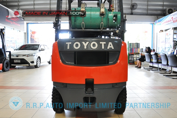 ขายรถโฟล์คลิฟท์มือสอง TOYOTA รุ่น 8FG15-32094 นำเข้าจากประเทศญี่ปุ่น 100\% ไม่เคยใช้งานในไทย