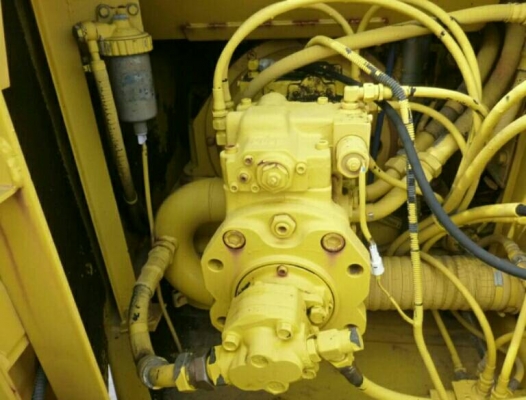 ขายรถขุดนำเข้าจากประเทศญี่ปุ่น kobelco sk120 มาคทรี รถสวยเดิม สนใจติดต่อสอบถาม 092-3309229 อีด