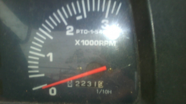 รถไถ 45 แรง DI  ปึ 53  เครื่องแห้งดี  พร้อมลุยงาน อุปกร  2 ชิ้น  ราคาลดเหลือ  เบาฯฯ  215000 บาท    ดูรถ ที อ.กันทลาลัก จ. ศรีสะเกษ   วันทูคอล 0986683479 dtac 0942839369 สิทธิ์ คับ