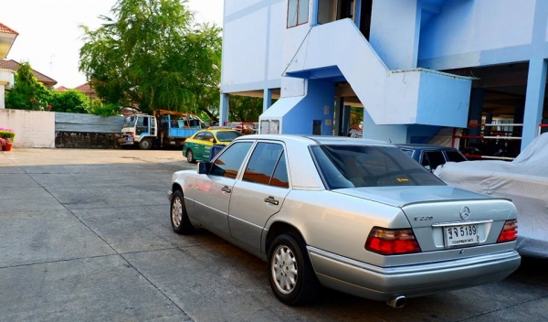 BENZ E220 CODE C Eหน้าแท้ ปี95 BENZ E220 CODE C Eหน้าแท้ ปี95