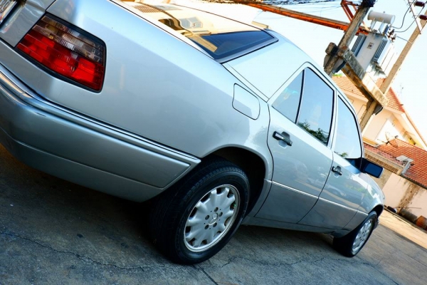 BENZ E220 CODE C Eหน้าแท้ ปี95 BENZ E220 CODE C Eหน้าแท้ ปี95