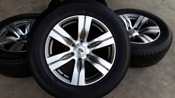 ขายล้อแม็ก everest/ranger 18&quot;&times;7.5&quot; ยางปี16  สนใจติดต่อ ตาเล็ก ล้อและยางครับ 081-3747940
