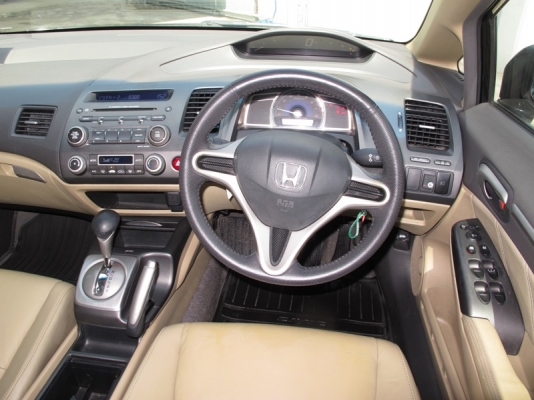 CIVIC FD 1.8 E ปี 2007 สีดำ ติด LPG ออกรถ 19,000 บาท