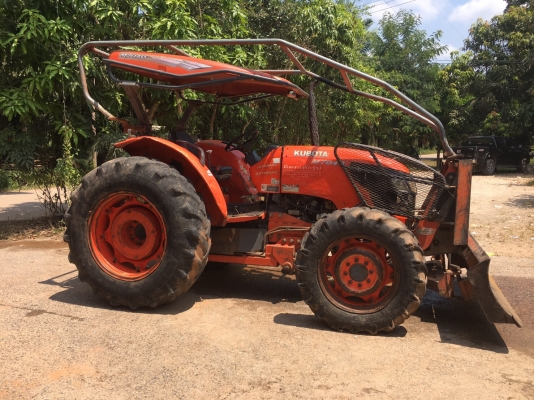 รถไถ KUBOTA 7040 , 2 เพลา. , ( รถทำงาน 4,5xx ชม. ) สนใจติดต่อ 081 - 6079515 รถไถ KUBOTA 7040 , 2 เพลา. , ( รถทำงาน 4,5xx ชม. ) สนใจติดต่อ 081 - 6079515
