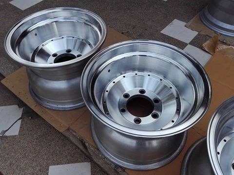 ล้อลายตัน 15x10&quot; made in australia