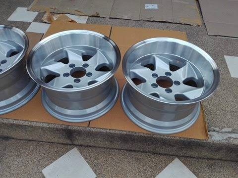 ล้อลายใบพัด enkei 15*8.5 et-20 5/114.3