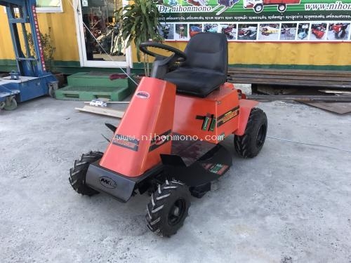 รถตัดหญ้าแบบนั่งขับ  AMC MOWERS  TERRITORY รหัสสินค้า : 80904555 ราคาพิเศษ 80,000 บาท Tel.081-8283376, 087-6773704
