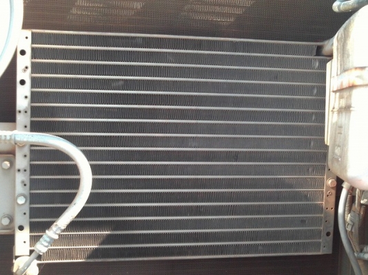 ขายรถขุดนำเข้าจากประเทศญี่ปุ่น hittachi ex120-5 รถสวยเดิม สนใจติดต่อสอบถาม 092-3309229 อีด