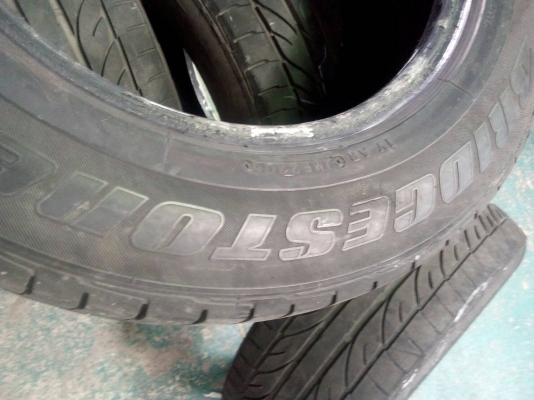 215/60R15 BRIDGESTONE POTENZA GIII ชุด 4 เส้น ปีเก่าแต่ยางสวยทน tel.063-286-3551,081-427-3941