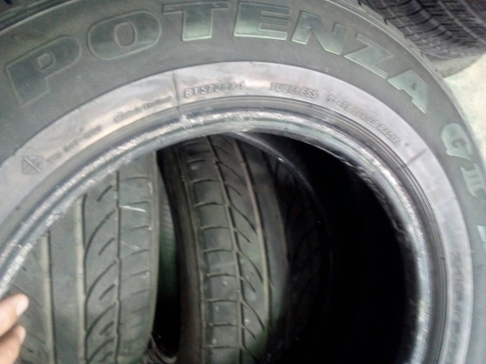 215/60R15 BRIDGESTONE POTENZA GIII ชุด 4 เส้น ปีเก่าแต่ยางสวยทน tel.063-286-3551,081-427-3941