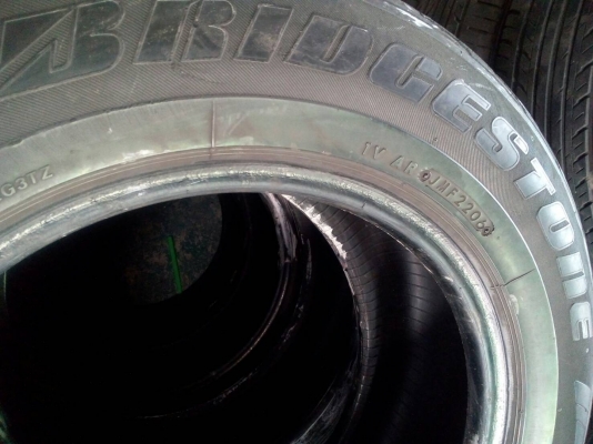 215/60R15 BRIDGESTONE POTENZA GIII ชุด 4 เส้น ปีเก่าแต่ยางสวยทน tel.063-286-3551,081-427-3941