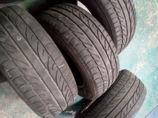 215/60R15 BRIDGESTONE POTENZA GIII ชุด 4 เส้น ปีเก่าแต่ยางสวยทน tel.063-286-3551,081-427-3941