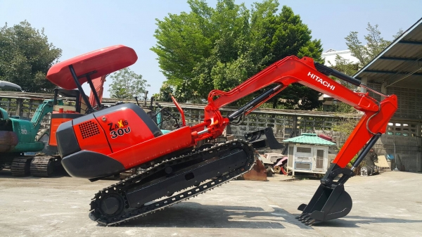ขาย รถขุด HITACHI รุ่น EX30 มือสองญี่ปุ่น แทรกเหล็ก สลัก บูทเอว แน่น 100\% คันที่ 2 แรงดี ทำงานไวดี ทุกระบบ มือถือ/LINE ID : 0818753444