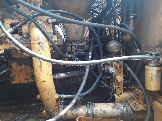 ขายด่วน CAT320 V2 สภาพพร้อมใช้งาน ปั้มแรงดี ไฟฟ้าอยู่ตัดมอเตอร์คันเร่ง โซ่ใหม่1ข้าง เอวแน่น ภายในเรียบร้อย เอกสารเล่มทะเบียน