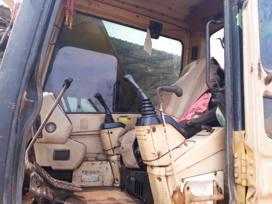 ขายด่วน CAT320 V2 สภาพพร้อมใช้งาน ปั้มแรงดี ไฟฟ้าอยู่ตัดมอเตอร์คันเร่ง โซ่ใหม่1ข้าง เอวแน่น ภายในเรียบร้อย เอกสารเล่มทะเบียน