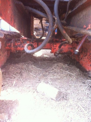 ขายรถเกี่ยวข้าวตัวเดิน10HTไม่มีเครื่องไม่มีปั๊มตามสภาพ