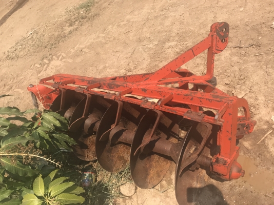 ขายผาน 5*20 ใส่กับรถ 18-26 แรง สวยๆ ไม่มีเชื่อมดาม พร้อมใช้งาน