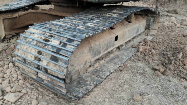 เก่านอก 2 ปี 735,000 HITACHI EX200-3 เครื่องดี ปั้มแรง โช่หนา เอวแน่น ไฟฟ้าครบ เอกสารอินวอยท์ รถอยู่ จ.สุรินทร์ โทร 098-1862844 อ๊อฟ 101 ไอดีไลน์ ja5657