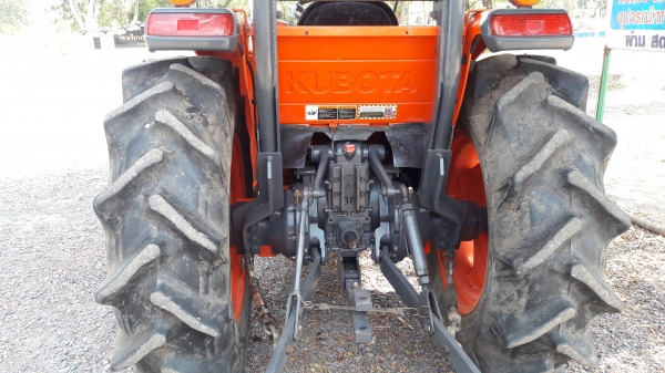 ขายรถไถL4708ใบมีดผาลหลังใหม่พร้อมใช้ครับ ขายรถไถL4708ใบมีดผาลหลังใหม่พร้อมใช้ครับ