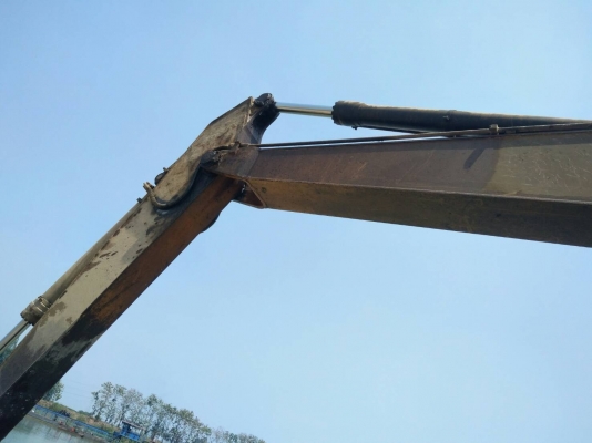 ขายรถแบคโฮ Komatsu pc200-5 เครื่องเดิม ปั๊มเดิม คอนโทรลสั้น ไฟฟ้าครบ เอวแน่น ช่วงล่างดี เอกสารซื้อขาย