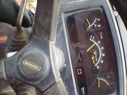 ยันม่าEF453Tสภาพพร้อมใช้งานสีรถเดิมๆ ดันหน้าผานหลัง24 เครื่องแห้ง ระบบไฮดรอลิกดี ยันม่าEF453Tสภาพพร้อมใช้งานสีรถเดิมๆ ดันหน้าผานหลัง24 เครื่องแห้ง ระบบไฮดรอลิกดี