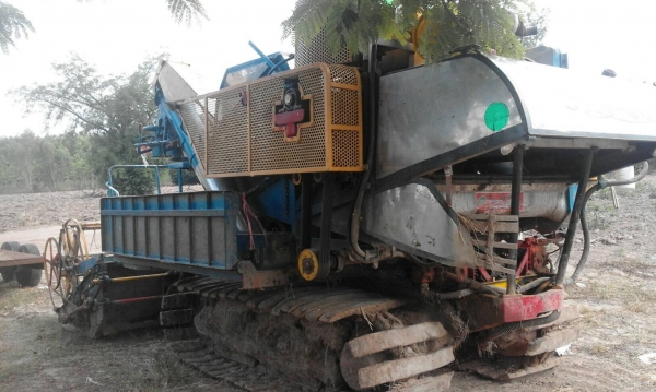 ขายรถเกี่ยวข้าวเกษตรพัฒนา ซุปเปอร์ไวไฟ เครื่องHo7c เทอโบ ปั้มอิตั๋นเบอร์ 22 ตัวเดินไฮดาส ใบกล่อง
