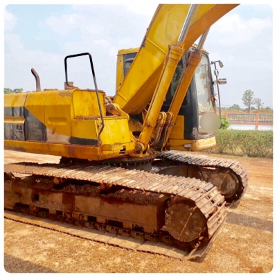 CATTERPILAR 320V2 ราคา 595,000 บาท เครืองดี ปั้มดี โช่หนา เอวแน่น ไฟฟ้าครบ เอกสารเล่มทะเบียน  รถอยู่ จ.อุดรธานี โทร 098-1862844 ไอดีไลน์ ja5657