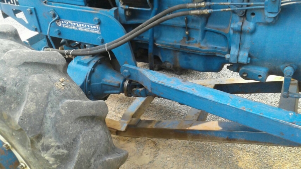 รถไถ่ฟรอด 6600 สองเพลา