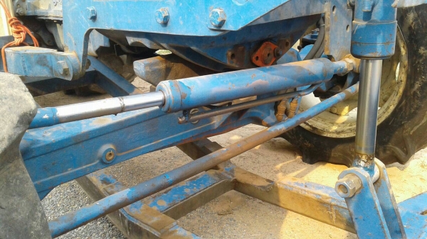 รถไถ่ฟรอด 6600 สองเพลา