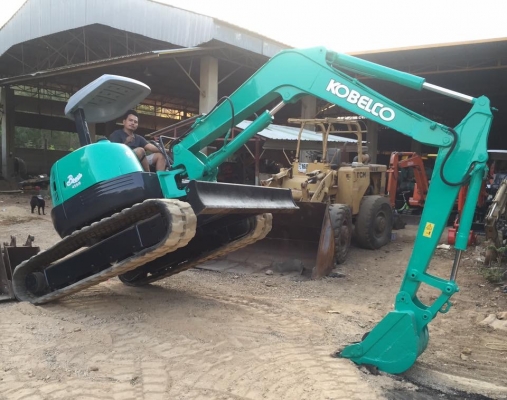 ขายรถขุดKOBELCO SK45SRเก่านอกแท้ญี่ปุ่น(เอกสารอินวอยนำเข้า)ไม่เคยใช้งานในไทยคับ ขายรถขุดKOBELCO SK45SRเก่านอกแท้ญี่ปุ่น(เอกสารอินวอยนำเข้า)ไม่เคยใช้งานในไทยคับ