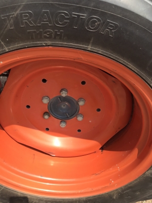 ขายรถไถคูโบต้าL3608พร้อมบุ้งกี๋LA508 เล่มทะเบียนพร้อมโอนคับ ขายรถไถคูโบต้าL3608พร้อมบุ้งกี๋LA508 เล่มทะเบียนพร้อมโอนคับ