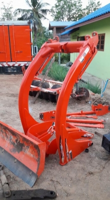 ขายดันหน้าตราช้างคานบนสภาพเหมือนใหม่ ของรุ่น3208SP ราคา33,000.คับ