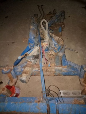 ชุดใบมีดดันหน้าใส่รถไถฟอร์ดเพลาดียว