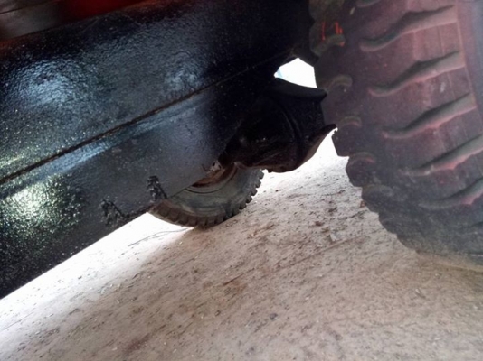 พ่วงลากเพลาสี่ล้อกลาง