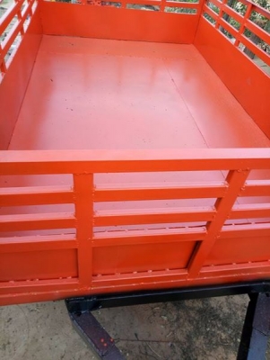 พ่วงลากเพลาสี่ล้อกลาง